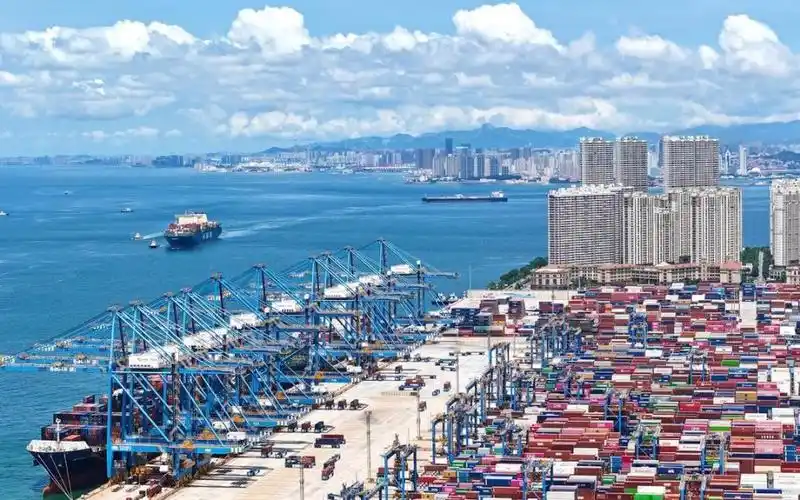 Report on Service Trade Liberalization and New Formats